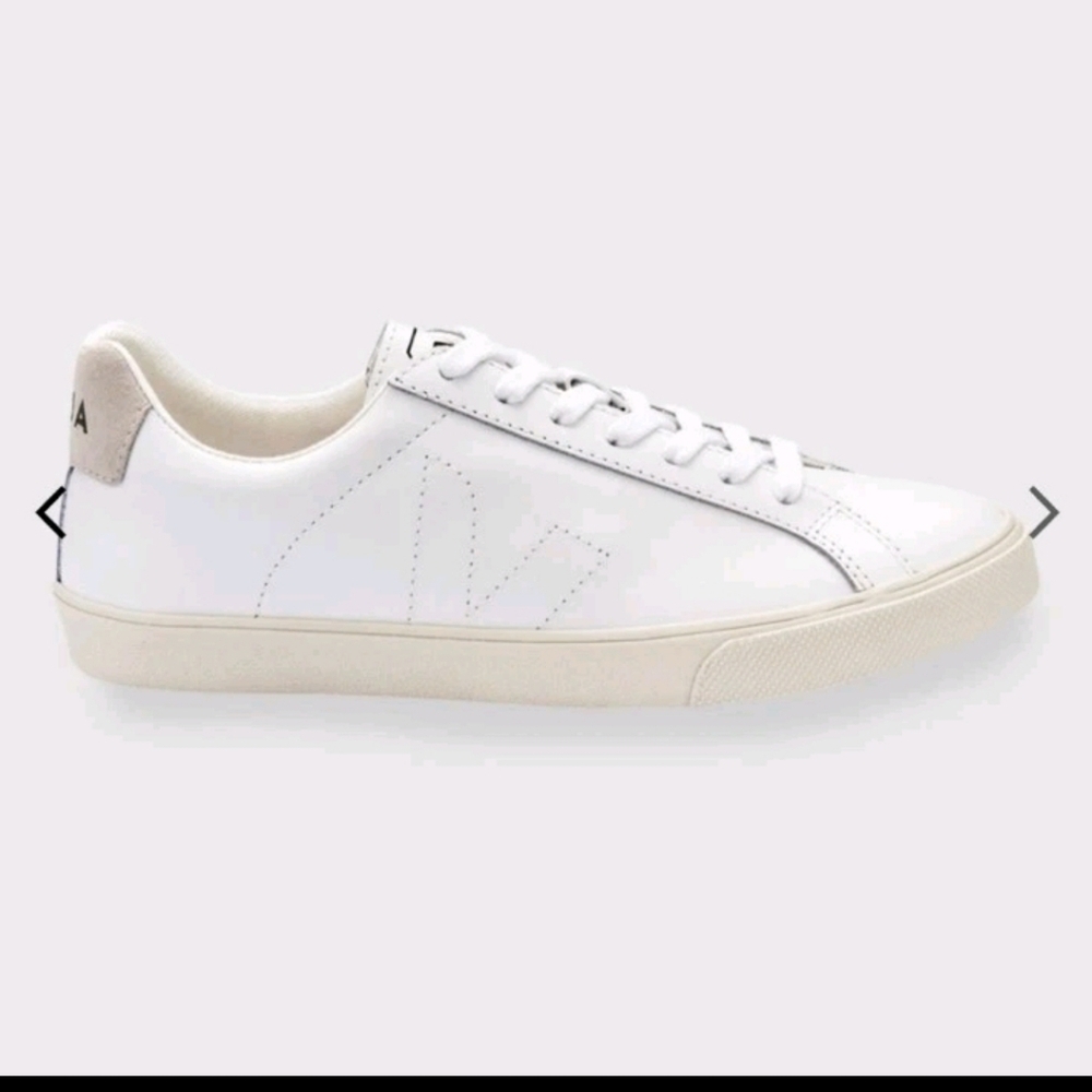 VEJA Womens White Leather Logo Minimalist Premium Italian Sneakers 8